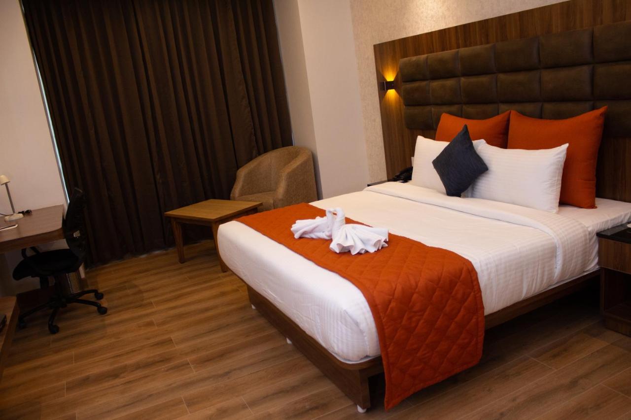 Shivas Galaxy Hotel Devanahalli Exterior photo